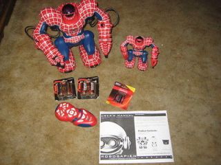 Wow Wee Robosapien Spidersapien + Remote Control + Batteries + Manual