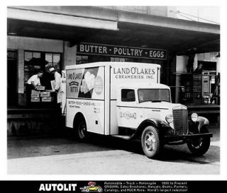 1935 International C30 Refrigerated Van Truck Photo