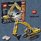 Brand New LEGOS Technic Motorized Excavator 8043 LEGOS NEW SEALED