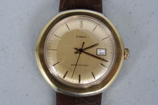   Vintage Estate Timex Water Resistant Mans Wristwatch Running New Band