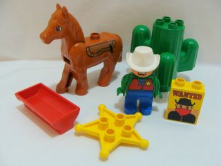 Lego Duplo Sheriff Horse Trough Cactus Wanted Poster Star Badge