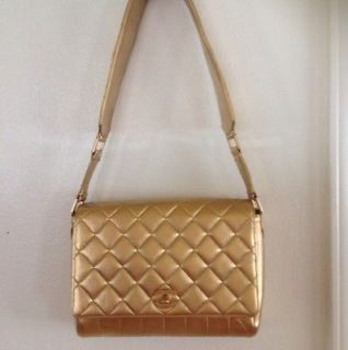 AUTHENTIC CHANEL DIAMOND QUILTED GOLD METALLIC VINTAGE FLAP BAG   SALE 