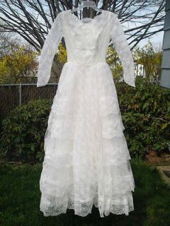 vintage 1950 wedding dresses in Clothing, 