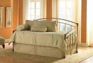 daybed pop up trundle in Beds & Bed Frames