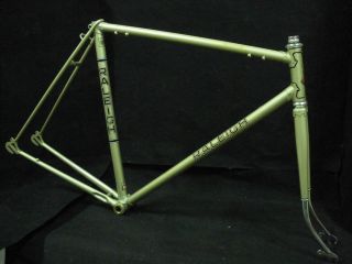 Vintage Bicycle Race FRAME set 22,5 RALEIGH Grand Prix for 27 wheel 