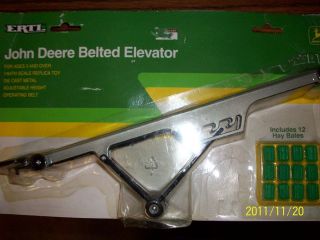   64 farm implement john deere Belted bale elevator 12 bales 5661