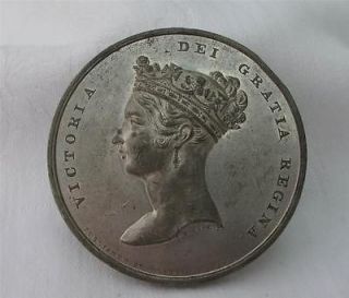   MEDAL TO COMMEMORATE QUEEN VICTORIAS VISIT CITY OF LONDON NOV 9TH 1837