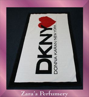 DKNY WHITE,BLACK & RED HEART DESIGN BEACH/BATH/GYM TOWEL
