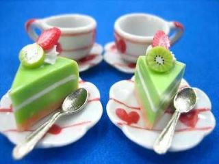 Dolls House Miniature Food Slice cake on Ceramic Plate With Ceramic 
