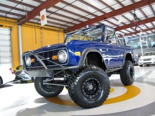 Ford  Bronco 5.0 4WD 72 FORD BRONCO SPORT 5.0 4WD 4X4 AUTO LIFTED 