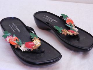 Womens 7 M DONALD J PLINER Floral Leather Applique Platform Flip Flop 