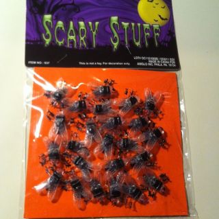   STUFF PACK OF 24 DECORATIVE PLASTIC FLYS NEW IN PACK HALLOWEEN DECOR