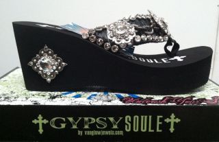 NIB Gypsy Soule LOCKED UP Swarovski Rhinestone Crystal Chained Flip 
