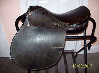 17.5 inch Black All Purpose English Saddle