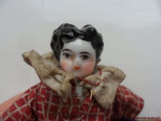 NICE CHINA SHOULDER HEAD DOLL WITH UNUSUAL HAIRSTYLE IN ORIGINAL 