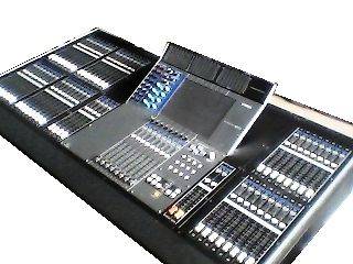 Yamaha M7CL 48 Mixing Desk with PSU and Flight Case USED