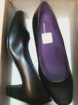 NEW Predictions by Payless Janis Mid Heel Pump  Black 6 Wide