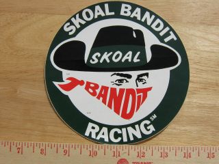 GREEN SKOAL BANDIT RACING ROUND DECAL 6.25IN