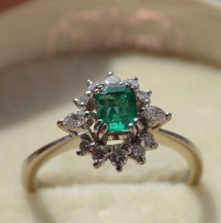 Gorgeous H Stern 18kt White Gold Emerald & Diamond Ring.