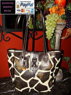 dooney and bourke giraffe handbags in Handbags & Purses