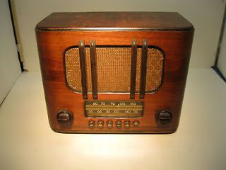 Vintage RCA Working Wood Radio, Model 96T, Great Condition