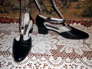 Vintage 80s Shoes Naturalizer Smooth Dressy Black Leather T Strap Sz 8 