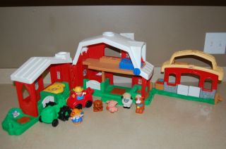 FISHER PRICE LITTLE PEOPLE FARM WITH SOUND + ACCESSORIES