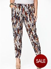 Plus Size Shorts  Plus Size Trousers for Women  Very.co.uk