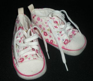 Old Navy Baby Girl Size 6 12 Month High Top Tennis Shoes White with 