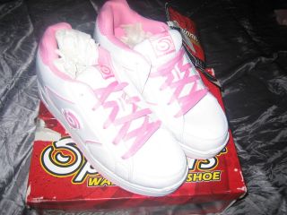 Spinners Walk N Roll Shoes New with Tags Girls size 7 Athletic 