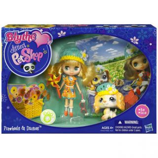Littlest Pet Shop Blythe Sitters   Pinwheels and Daisies   Toys R Us 