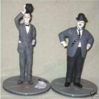 Stan Laurel and Oliver Hardy RARE Figure Set Hats Clapboard & METAL 