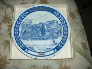 Minnesota Royal Blue Chateau Collectors Plate 1986  MIB Mayowood in 
