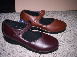   extra depth velcro Mary Jane type shoe  Lori Suitable for diabetics