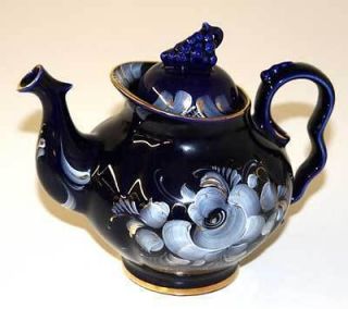collectible usable teapot russian blue porcelain gzhel 