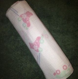 Aden +/and Anais  Pretty Pink Skates  Muslin Swaddle blanket XL  NEW