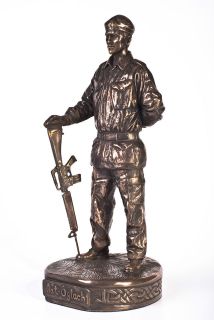 Irish Republican Army Soldier with Gun   Bronze Sculpture Hand Made in 