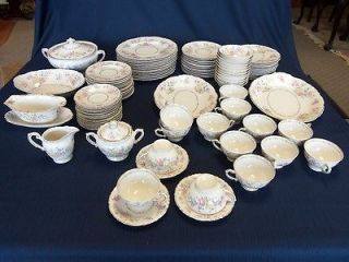 Syracuse Briarcliff Floral Federal Shape China 12 Place Setting