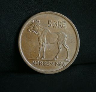   Ore Bronze World Coin KM405 Animal Moose Olav V Norge Nice Details