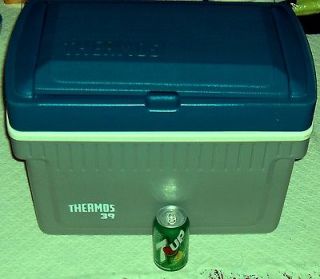VINTAGE LARGE 34 QT THERMOS HEAVY DUTY GREEN COOLER W/ POCKET LID TRAY 