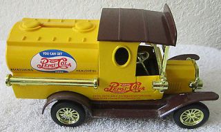 pepsi cola old style die cast truck bank with key