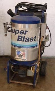 Superblast 2.2@1200PSI Hot High Pressure Washer   