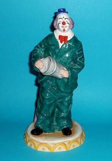 royal doulton figurine clown will he wont he hn3275 1st