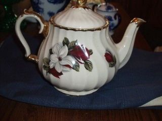 beautiful old sadler england teapot  22 05