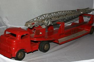 1950 s structo aerial ladder truck diecast cab time left