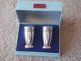 very nice epns silverplate salt pepper shakers in box time