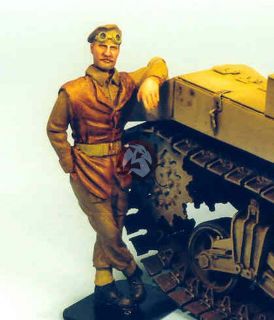   35 UK Tank Officer at Ease Standing in Leather Jerkin 355520