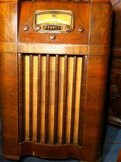 194 airline console tombstone radio  150 00