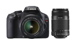 Canon EOS Rebel T2i / 550D 18.0 MP DSLR Camera w/ ALOT of Accessories