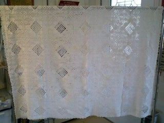 hand crocheted vintage cotton tablecloth 54 x 72 white time
